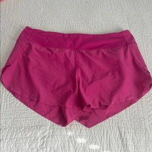 Athleta Run With It 3.5" Shorts